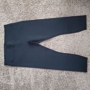 Fabletics crop black leggings DONATED